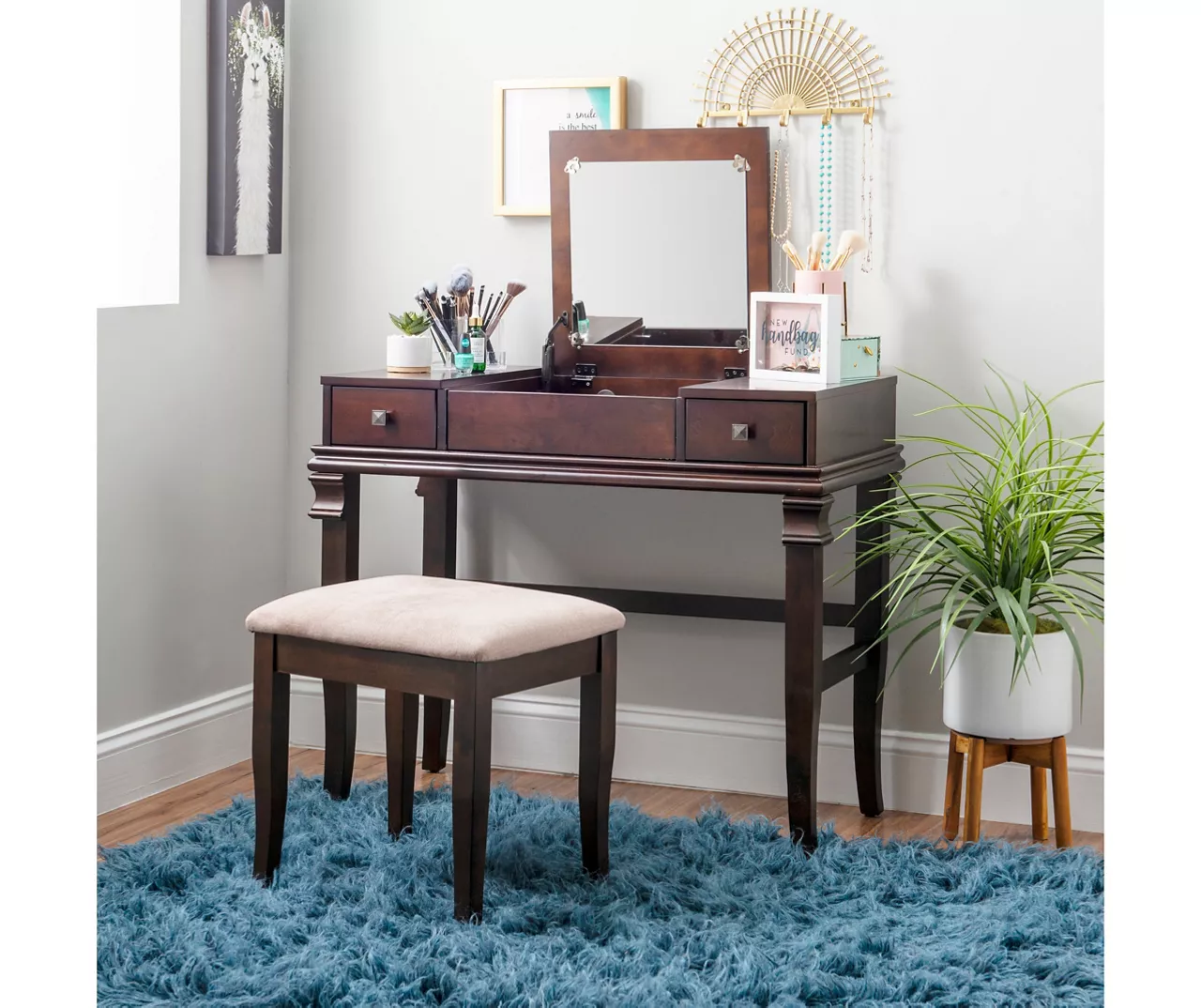 Martha Mirror Vanity Set With Stool - Image 20