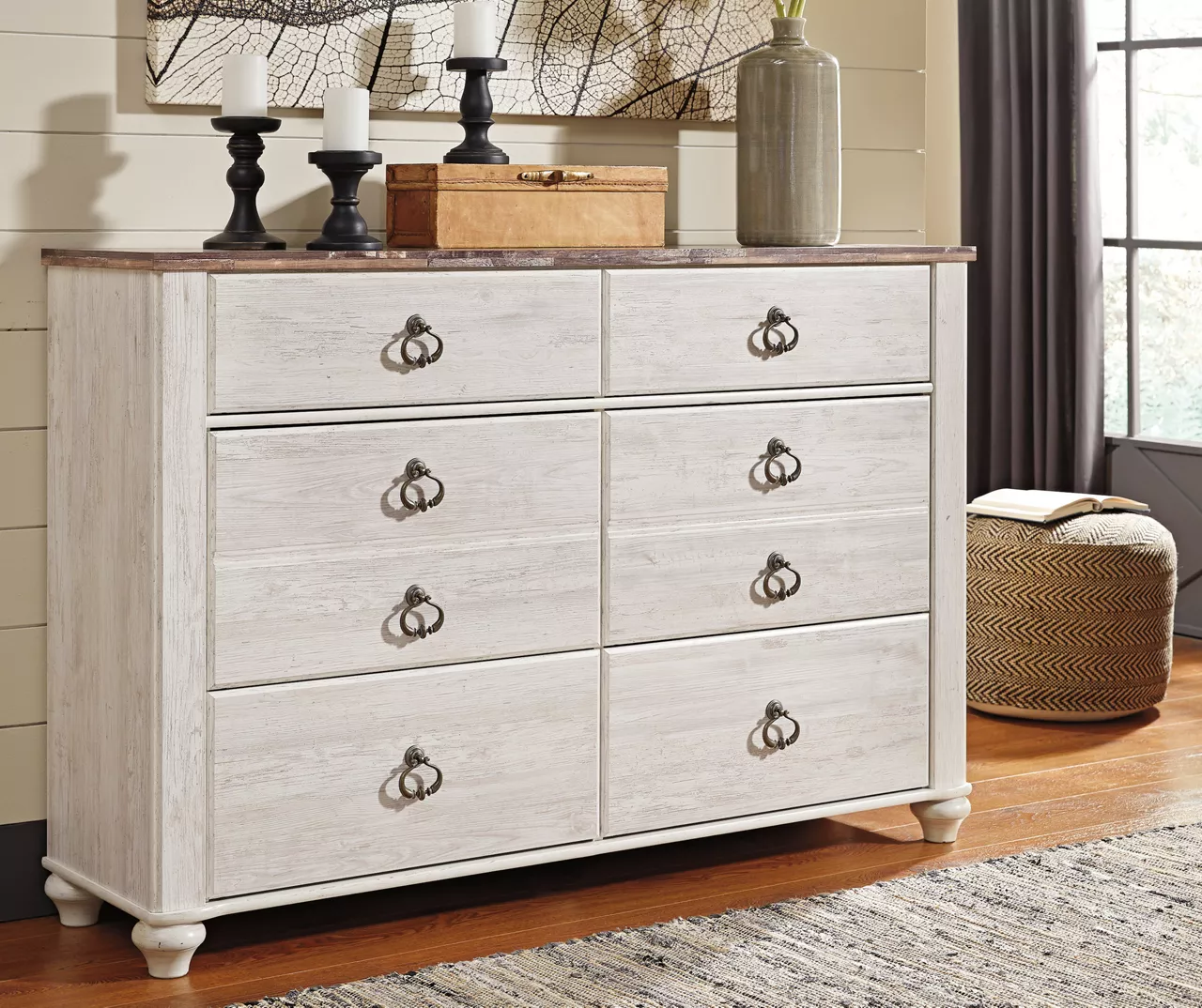 Willowton Whitewash Dresser - Image 2